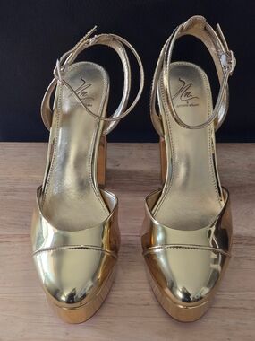 Antonio Melani Gold Metallic Platform Sandals - Women's